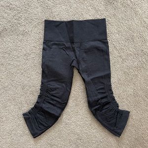 Lululemom cropped leggings